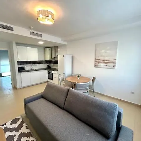 Aparthotel Gatu Travelin El Puerto, Con Parking Y Piscina